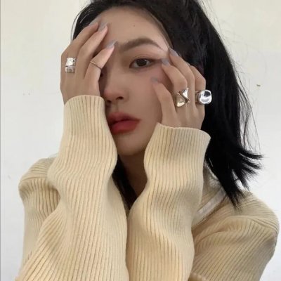 被争论的女人